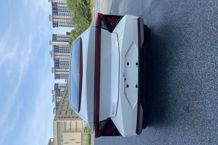 灵悉L 2024款 头号玩家版车身外观6005