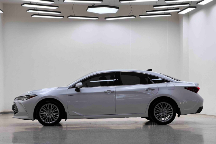 丰田 亚洲龙 2019款 双擎 2.5L XLE尊贵版 国VI车身外观6001