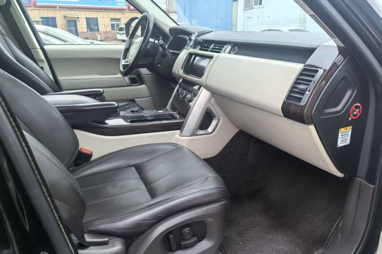 路虎 揽胜 2016款 3.0 SC V6 Vogue中控内饰7008