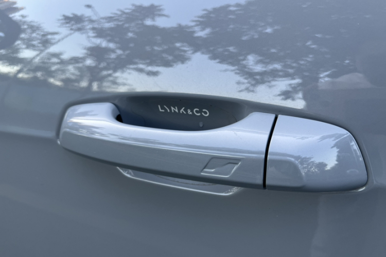 领克06 EM-P 2022款 PHEV 84KM续航版 Pro车身外观6004