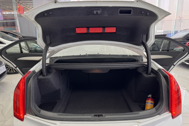 凯迪拉克ATS-L 2017款 28T 时尚型局部细节23