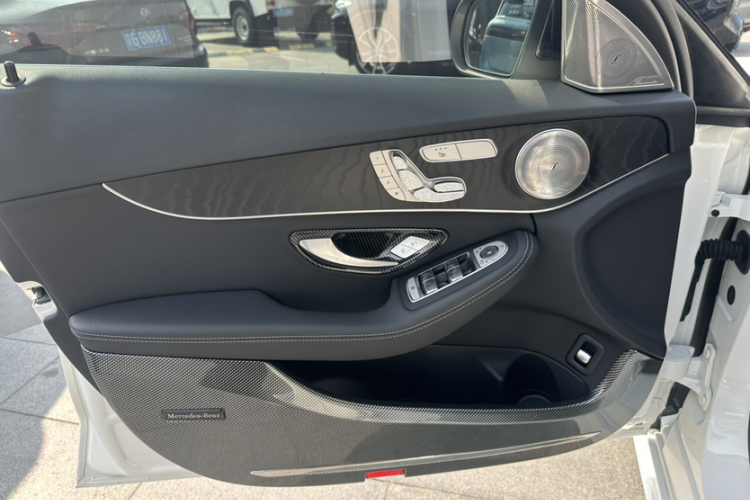 奔驰C级(进口) 2020款 改款 C 260 旅行轿车中控内饰7006