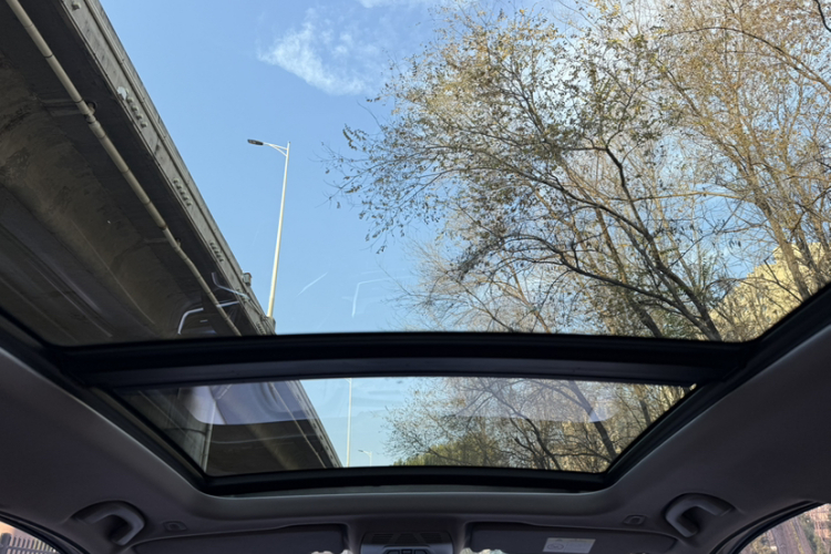 宝马2系旅行车 2016款 218i 运动设计套装中控内饰7011