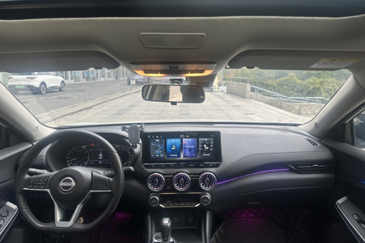 日产 轩逸 2023款 1.6L CVT悦享版中控内饰7004