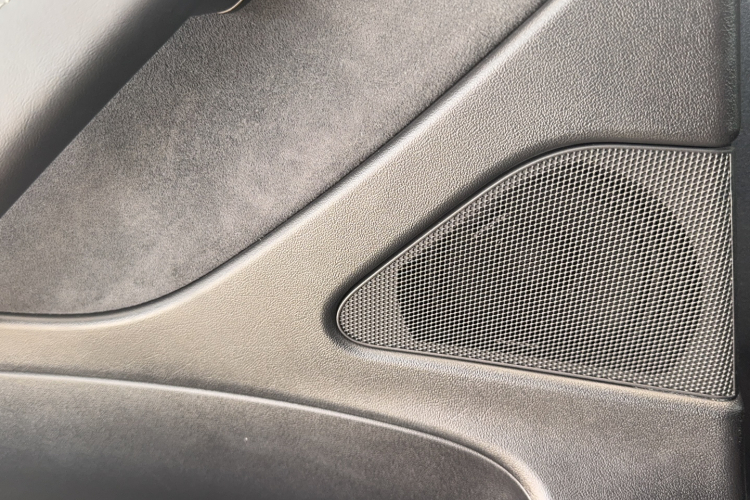 特斯拉 Model 3 2019款 标准续航后驱升级版局部细节16