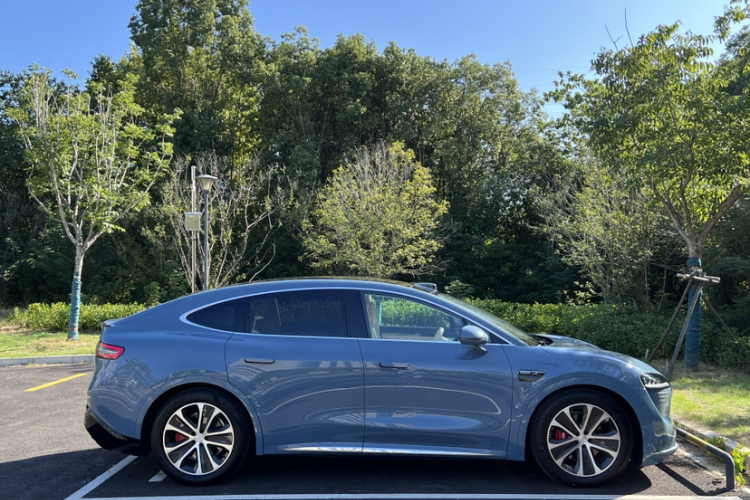 鸿蒙智行 智界R7 2024款 纯电 736km UItra车身外观6002