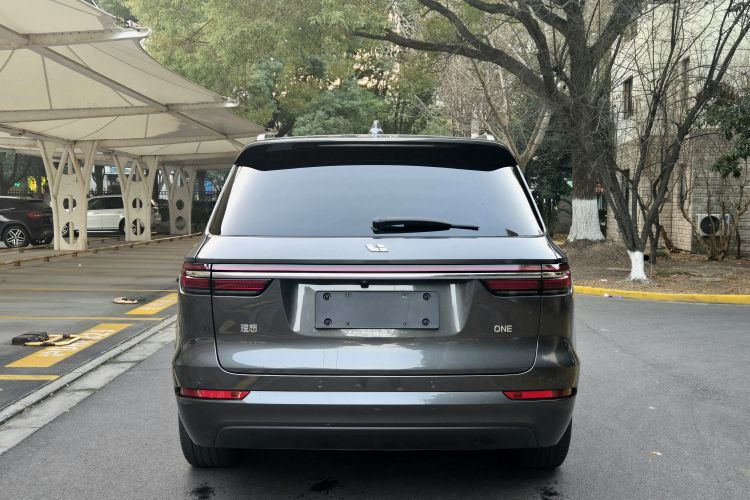 理想汽车 理想ONE 2021款 增程6座版车身外观6004