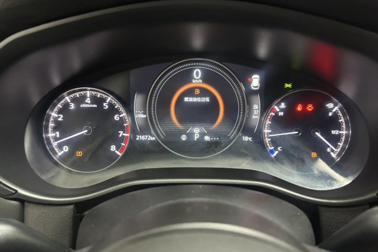 马自达CX-50行也 2023款 2.5L 尊行版中控内饰15