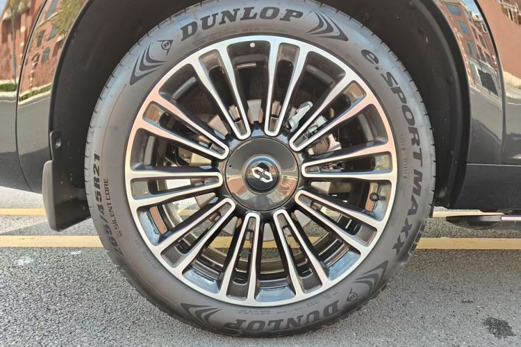 鸿蒙智行 问界M7 2024款 1.5T 智驾四驱Ultra版 6座车身外观6007