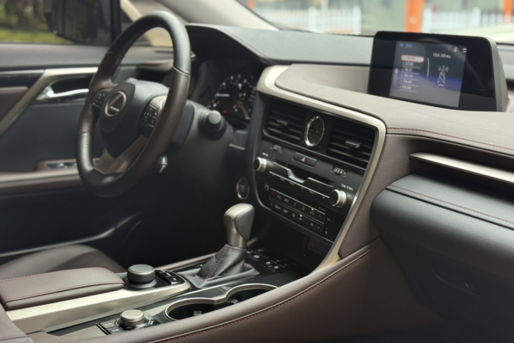 雷克萨斯RX 2016款 300 四驱典雅版 国V局部细节16