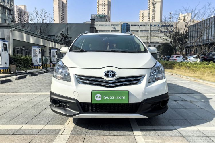 丰田 逸致 2015款 180E CVT跨界版车身外观6005