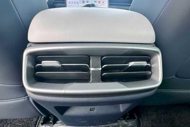 ARCFOX极狐 极狐 阿尔法T5(ARCFOX αT5) 2025款 520 MAX中控内饰7005