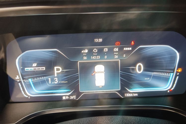 北京BJ40 2020款 2.0T 自动四驱城市猎人版侠客型中控内饰15