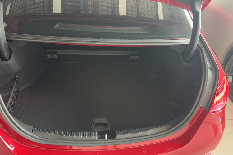 奔驰C级 2023款 改款二 C 260 L 运动版局部细节23