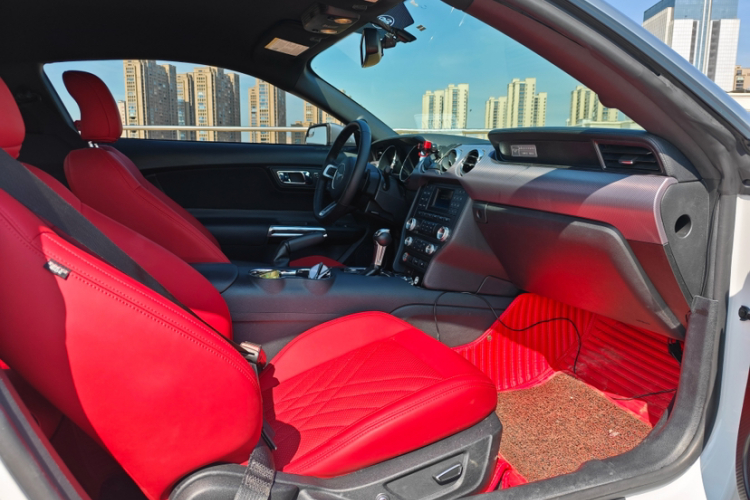 福特Mustang（平行进口） 中控内饰7003