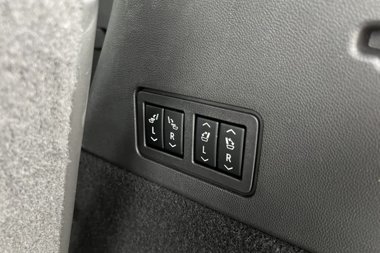 凯迪拉克XT6 2020款 28T 六座四驱铂金运动版中控内饰7013