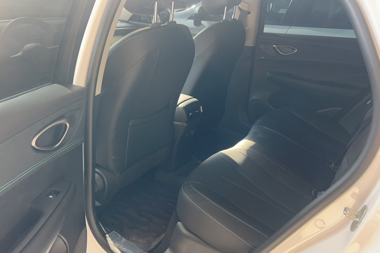 比亚迪 海豹05 DM-i 2026款 DM-i 128KM豪华型中控内饰7001