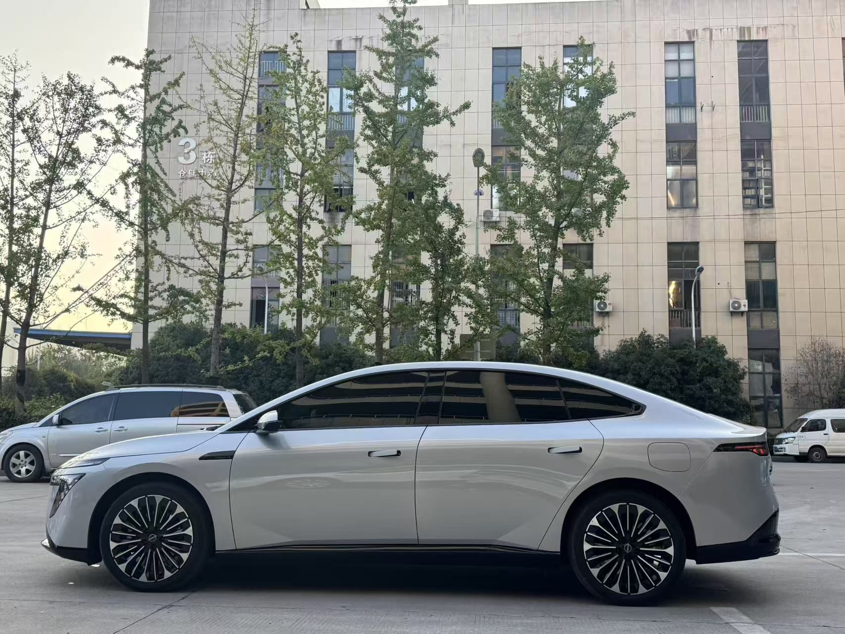 日产N7 2025款 510 Pro