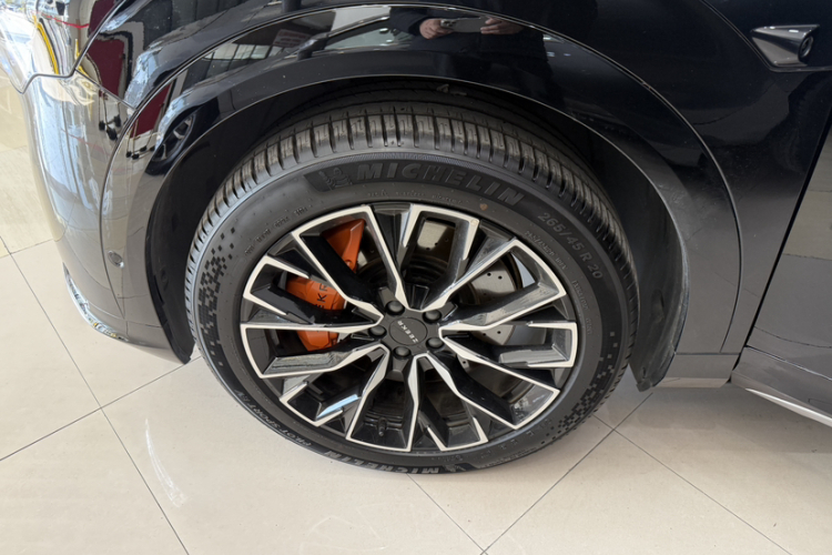 极氪7X 2025款 75kWh 后驱智驾版车身外观6006