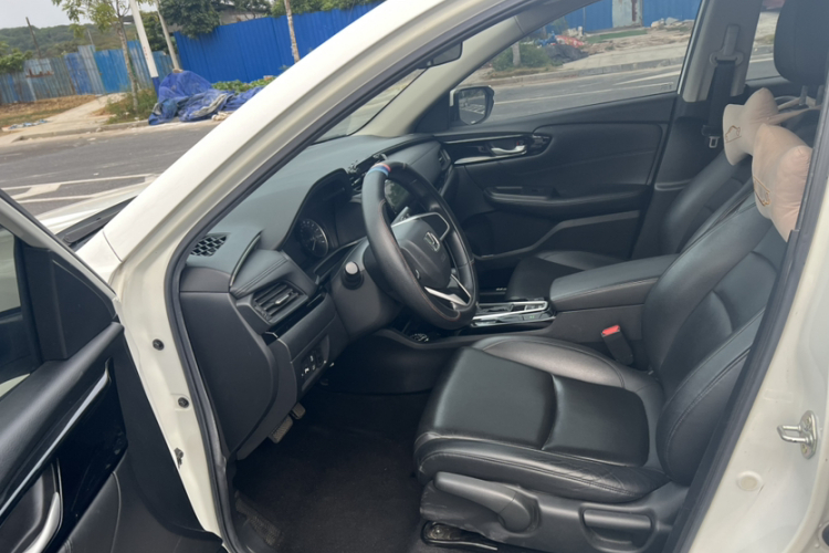 本田 凌派 2019款 180Turbo CVT豪华版 国V中控内饰7004