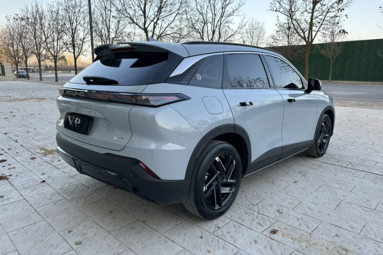 北京汽车 魔方 2023款 1.5T DCT黄金版车身外观6002