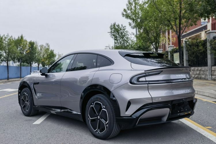 小米汽车 小米YU7 2025款 超长续航后驱版车身外观6005