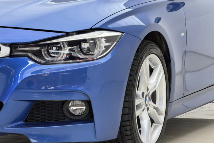 宝马3系 2017款 320Li M运动型车身外观6006