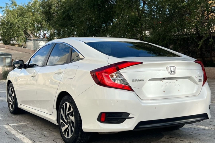 本田 思域 2016款 220TURBO CVT豪华版车身外观6002