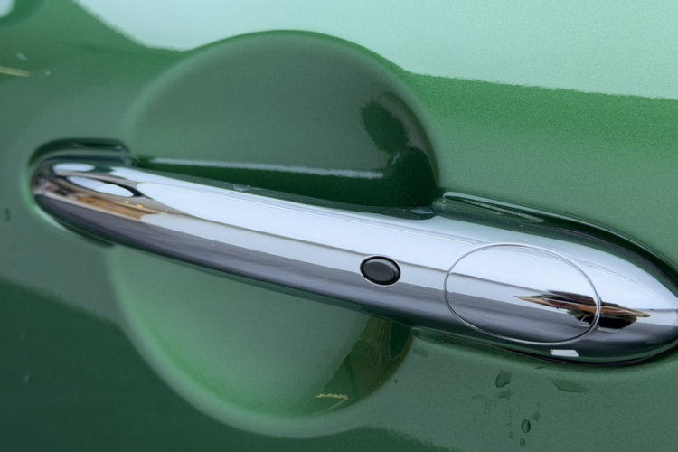 MINI Countryman 2020款 2.0T COOPER S ALL4 极地版局部细节9001