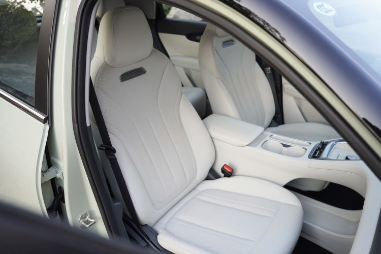 吉利银河 星愿 2025款 UP 410km 探索+版中控内饰7010