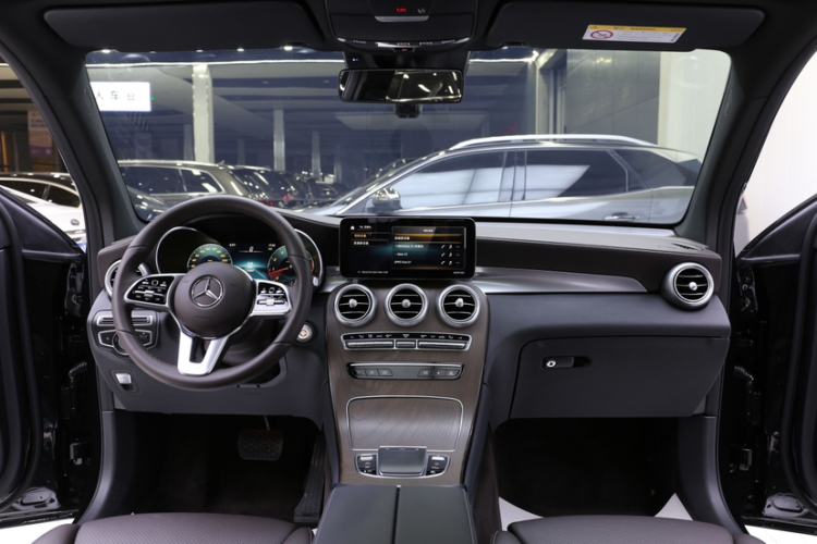 奔驰GLC 2022款 改款 GLC 300 L 4MATIC 动感型臻藏版局部细节22
