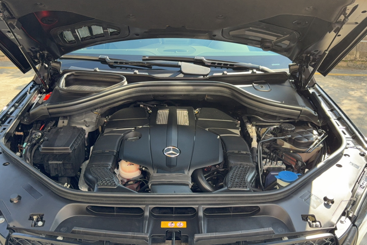 奔驰GLE 2018款 GLE 320 4MATIC 动感型臻藏版局部细节24