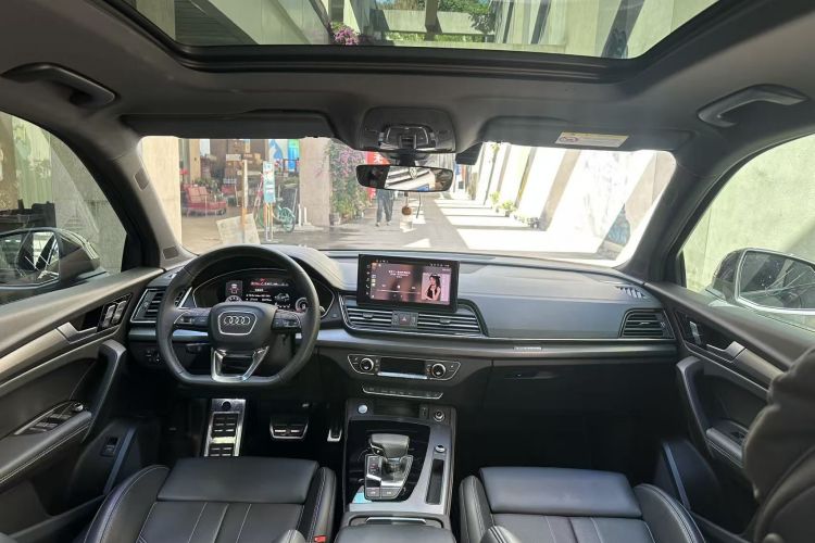 奥迪Q5L 2025款 45 TFSI 豪华动感型局部细节13