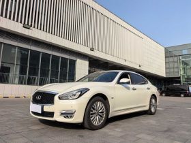 英菲尼迪Q70 2019款 Q70L 2.0T 悦享版