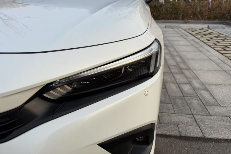 本田 思域 2022款 240TURBO CVT燃动版局部细节36