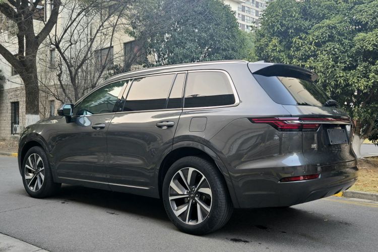 理想汽车 理想ONE 2021款 增程6座版车身外观6005