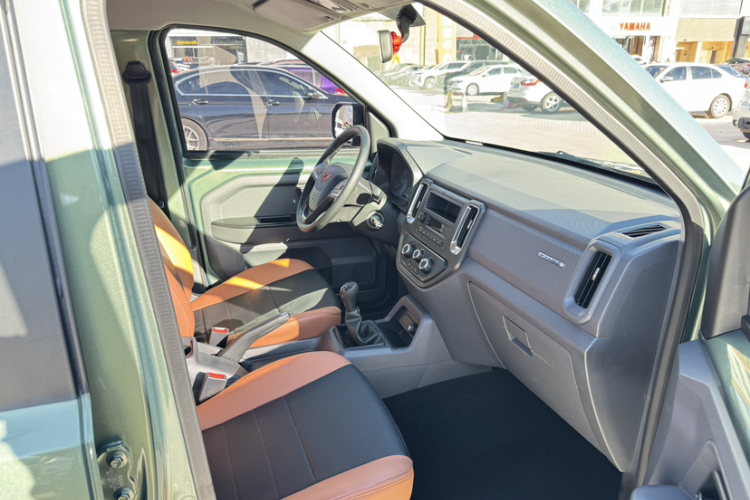 五菱汽车 五菱征途 2021款 1.5L进取型LAR中控内饰7006