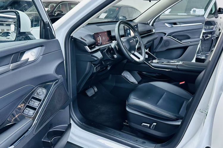 哈弗H6 2022款 第三代 1.5T 自动两驱Max中控内饰7004