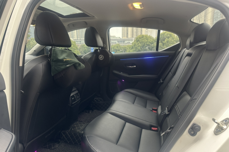 日产 轩逸 2023款 1.6L CVT悦享版中控内饰7003