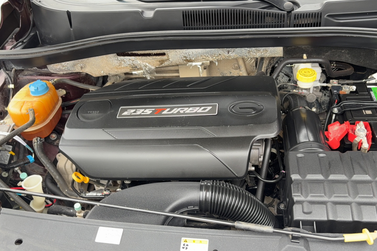 广汽传祺 传祺GS4 2017款 235T 自动两驱豪华智联版局部细节9002