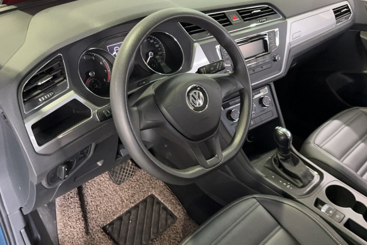 大众 2018款 途安L 280TSI DSG风尚版 7座 国V局部细节16