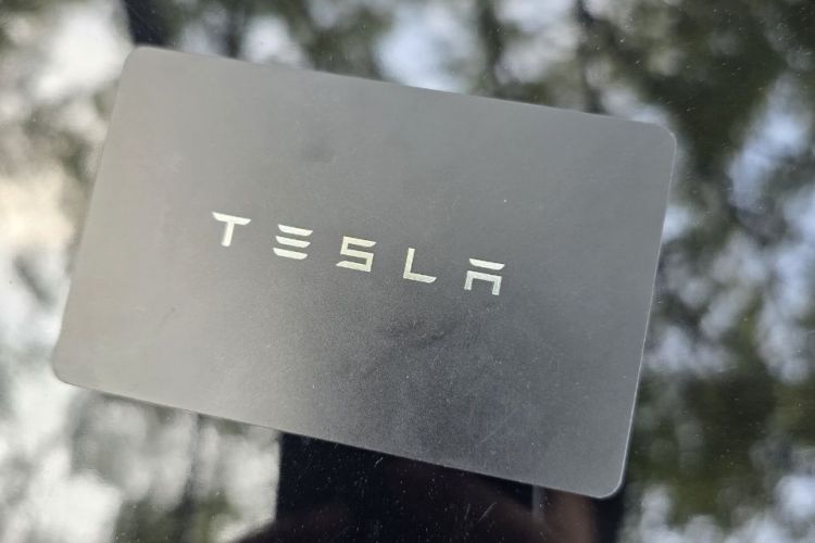 特斯拉 Model Y 2022款 改款 后轮驱动版局部细节9006