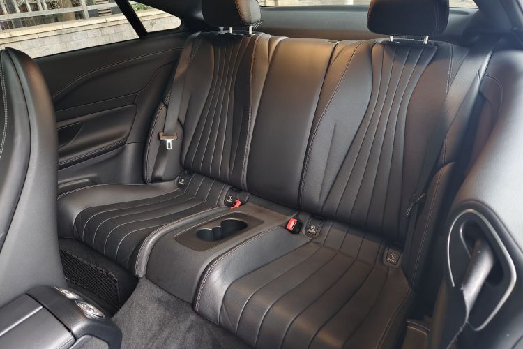 奔驰E级(进口) 2020款 E 260 轿跑车中控内饰7004