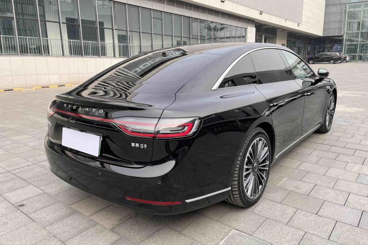 鸿蒙智行 享界S9 2024款 纯电 Ultra 四驱旗舰版车身外观6007