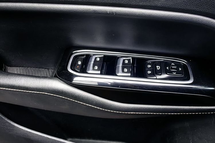 五菱汽车 五菱凯捷 2020款 1.5T CVT旗舰型局部细节9001