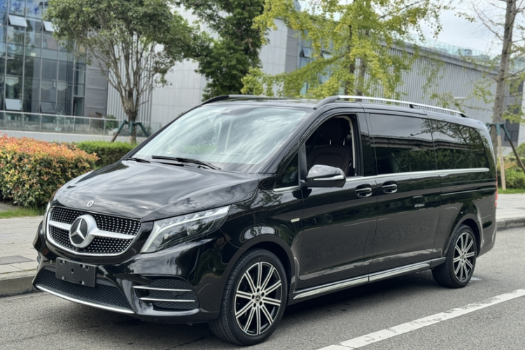 奔驰V级 2022款 V 260 L 长轴距豪华版车身外观6007