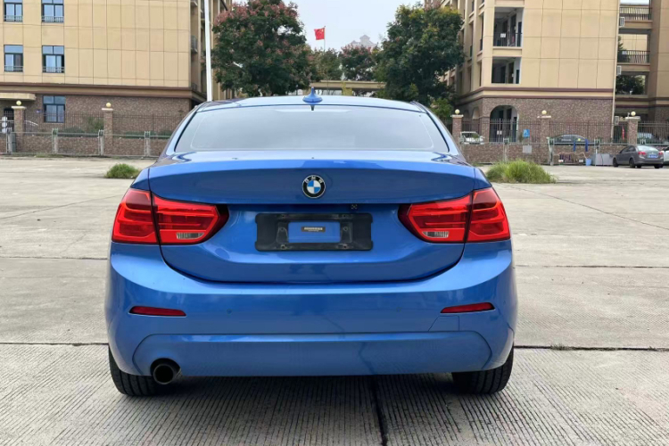 宝马1系 2017款 118i 时尚型车身外观6002