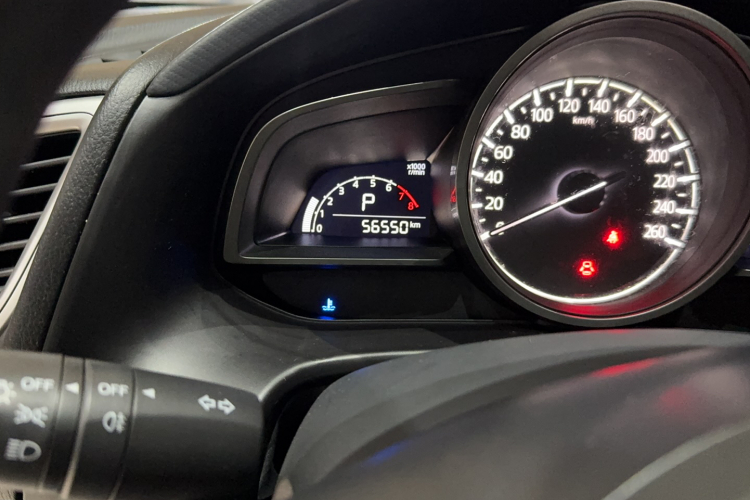 马自达3 昂克赛拉 2019款 云控版 三厢 1.5L 自动舒适型 国VI中控内饰15