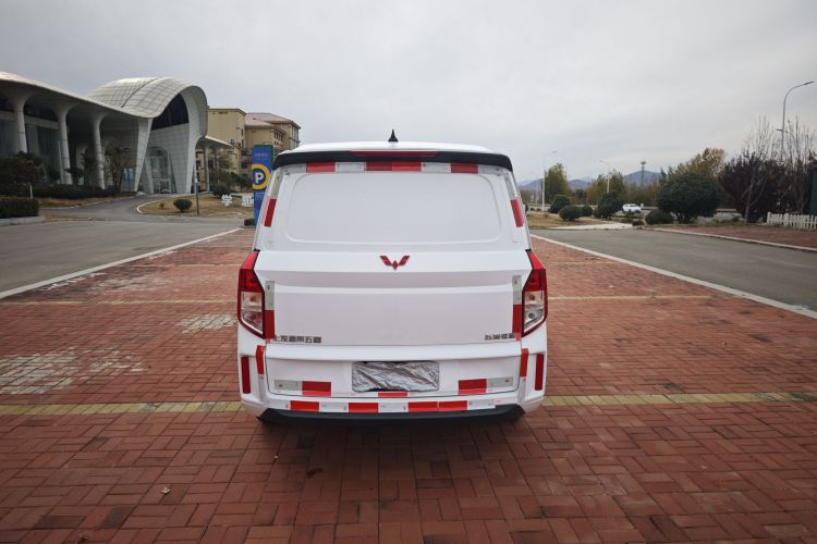 五菱汽车 五菱征程 2021款 1.5T 手动舒适型封窗版车身外观6006