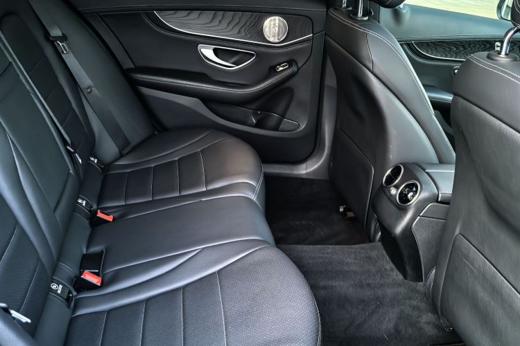 奔驰C级 2018款 C 180 L 时尚型运动版局部细节22